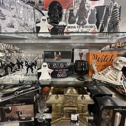 HomeGoods - Halloween time!