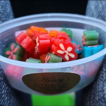 Henry's Cake & Candy Supplies - Fruity licorice bites - Candy Stores Near Me - Friedens, Pennsylvania Henry's Cake & Candy Supplies - Fruity licorice bites - Candy Stores Near Me - Friedens, Pennsylvania