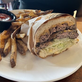 Von's 1000Spirits - Double Smashed American Burger - New American Near Me - Seattle, Washington