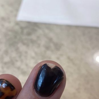 Gloss Nail Bar - 3.5 days after paying $50 + for dip - Nail Salons Near Me - Houston, Texas Gloss Nail Bar - 3.5 days after paying $50 + for dip - Nail Salons Near Me - Houston, Texas