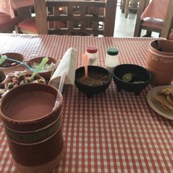 Los Tapatios - Pink horchata