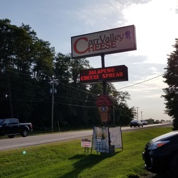 Carr Valley Cheese - Cheese Shops Near Me - Mazomanie, Wisconsin