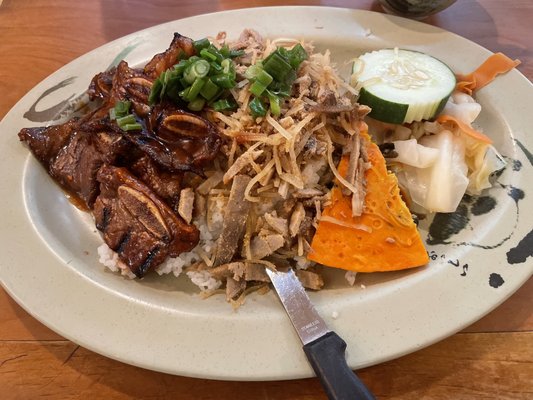 Com Tam Thuan Kieu by null