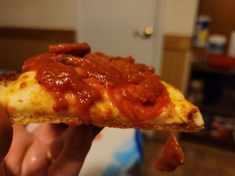 PIZZA HUT Updated August 2024 175 Photos & 25 Reviews 211