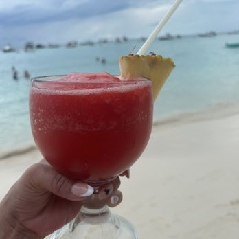 Tarzan Bar and Grill - Food Stands Near Me - Cancún, ROO