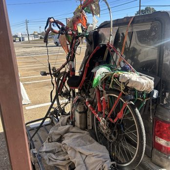 Rustic Motel - Exterior: daylight view of my "FrankenBike" loaded (motor)vehicle parked outside my ground floor room - Hotels & Travel Near Me - Rolla, Missouri Rustic Motel - Exterior: daylight view of my "FrankenBike" loaded (motor)vehicle parked outside my ground floor room - Hotels & Travel Near Me - Rolla, Missouri