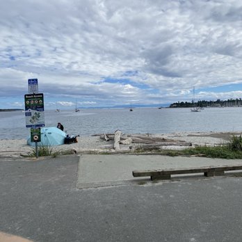 Cadboro-Gyro Park - Parks Near Me - Victoria, British Columbia