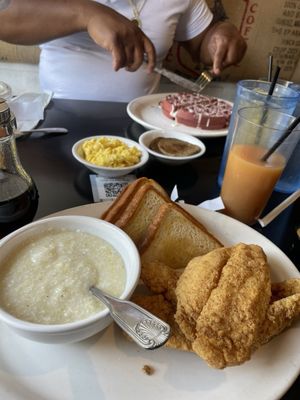 Rosie's Cafe by null