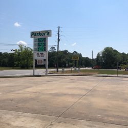 Parker's - Surrency #208 - Parkers fuel and convenience sign.
