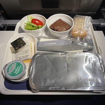 Lufthansa - Lufthansa: dinner - Airlines Near Me - Dulles, Virginia