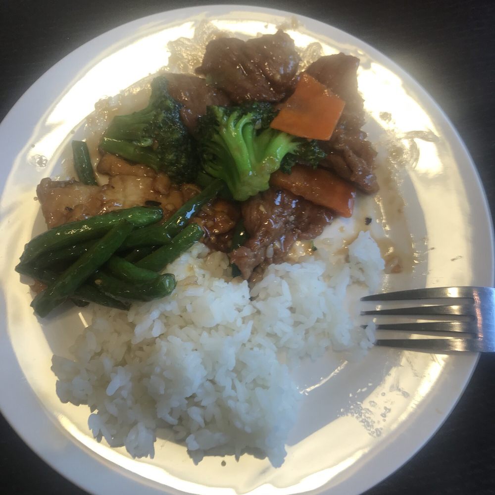Red Chilli - Chinese Near Me - Redlands, California Red Chilli - Chinese Near Me - Redlands, California
