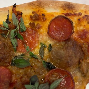 lucky pizza - Food Trucks Near Me - Chelsea, Massachusetts lucky pizza - Food Trucks Near Me - Chelsea, Massachusetts