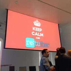 Centro de Innovación BBVA - En estas estamos @missre_ y yo!