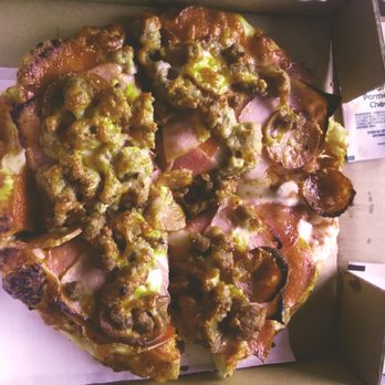 Straw Hat Pizza Grille - Pizza Near Me - Milpitas, California Straw Hat Pizza Grille - Pizza Near Me - Milpitas, California