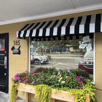 The Highland St Cafe - Breakfast & Brunch Near Me - Mount Dora, Florida The Highland St Cafe - Breakfast & Brunch Near Me - Mount Dora, Florida
