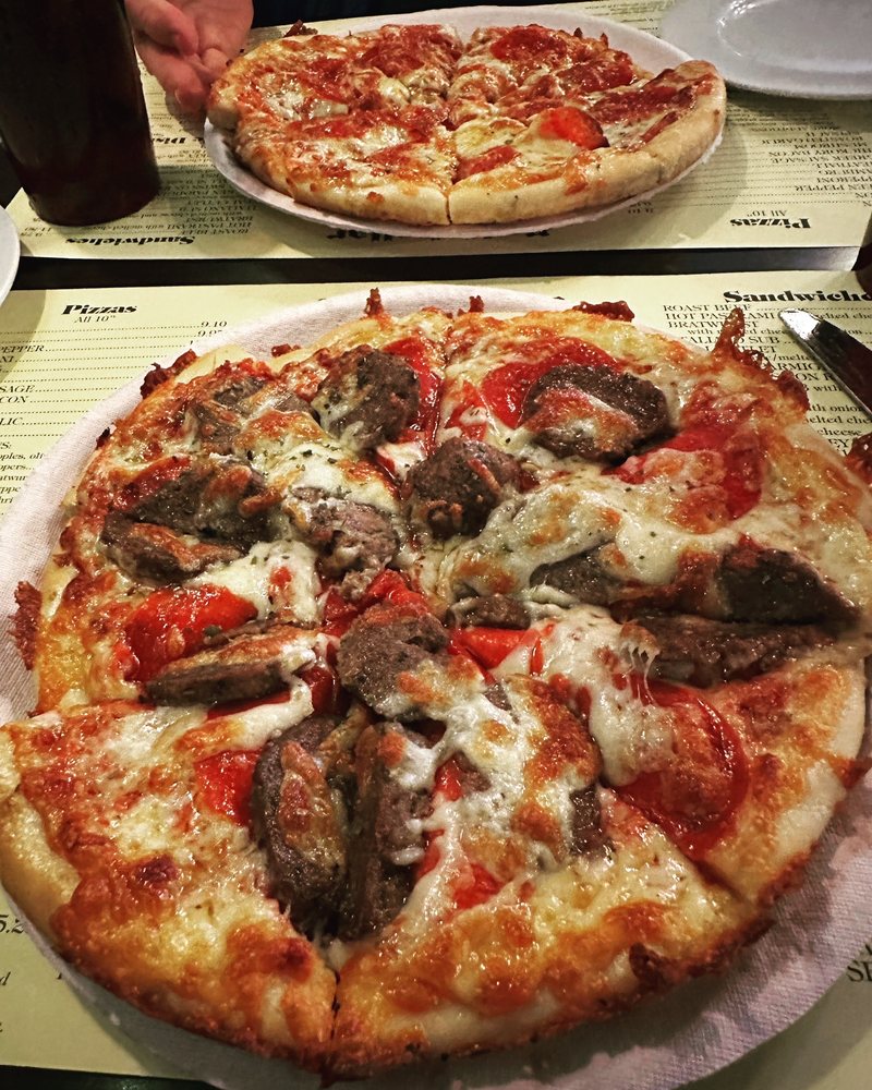 Bratskellar Pizza Pub