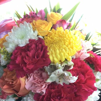 Simply Roses - Extremely small for $55 bouquet - Florists Near Me - Ormond Beach, Florida