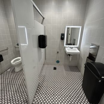Texadelphia - Clean restrooms love the mirrors - Sandwiches Near Me - Dallas, Texas Texadelphia - Clean restrooms love the mirrors - Sandwiches Near Me - Dallas, Texas
