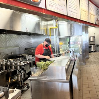 Panda Express - Cocina - Chinese Near Me - Caguas, Puerto Rico