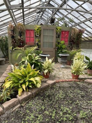 Rockefeller Park & Greenhouse by null