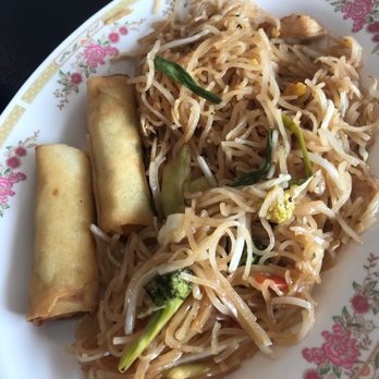 Karuna's Thai Plate - Two kinds of noodles, chicken and tofu, and spring rolls - Thai Near Me - Tucson, Arizona