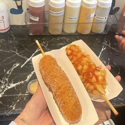 Volcano Hot Dog(black) & Potato Mozzarella (red) Volcano Hot Dog(black) & Potato Mozzarella (red)
