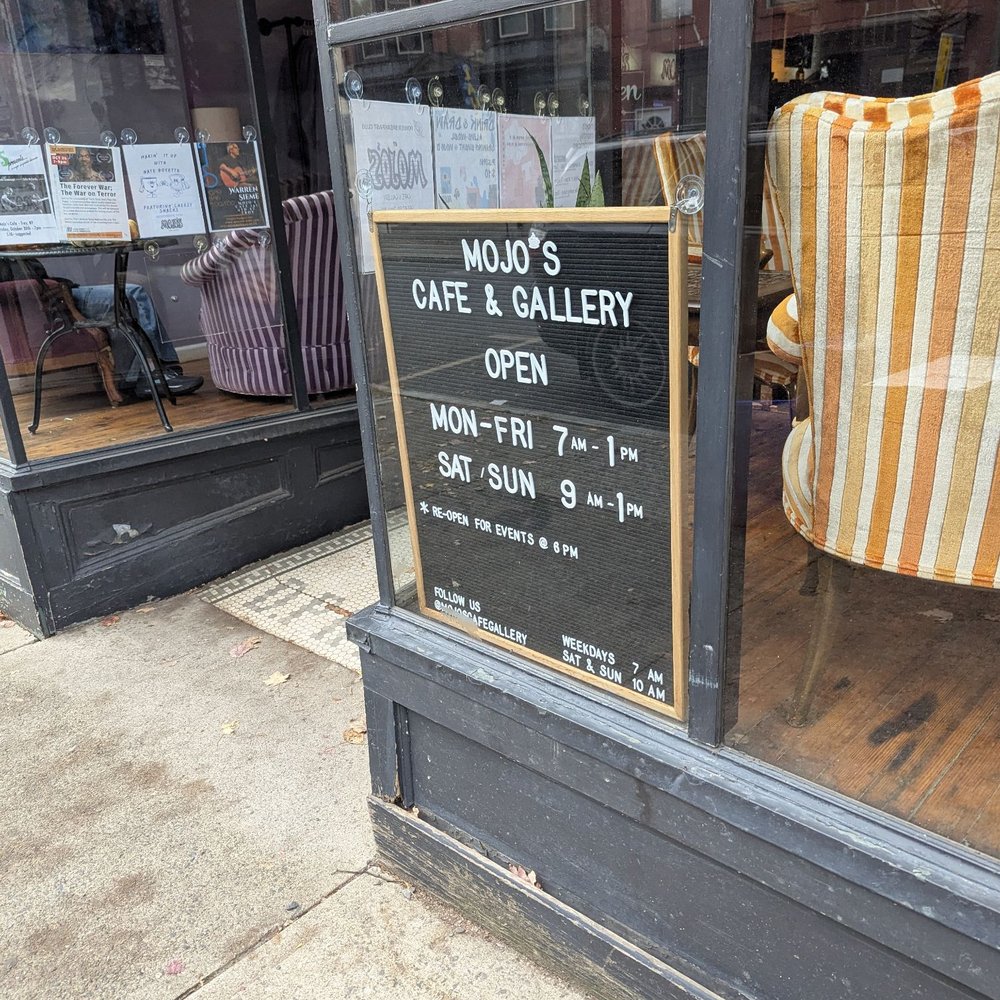 MoJo's Cafe & Gallery - Coffee & Tea Near Me - Troy, New York