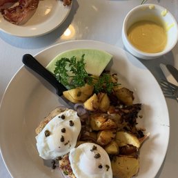 Eggs Benedict