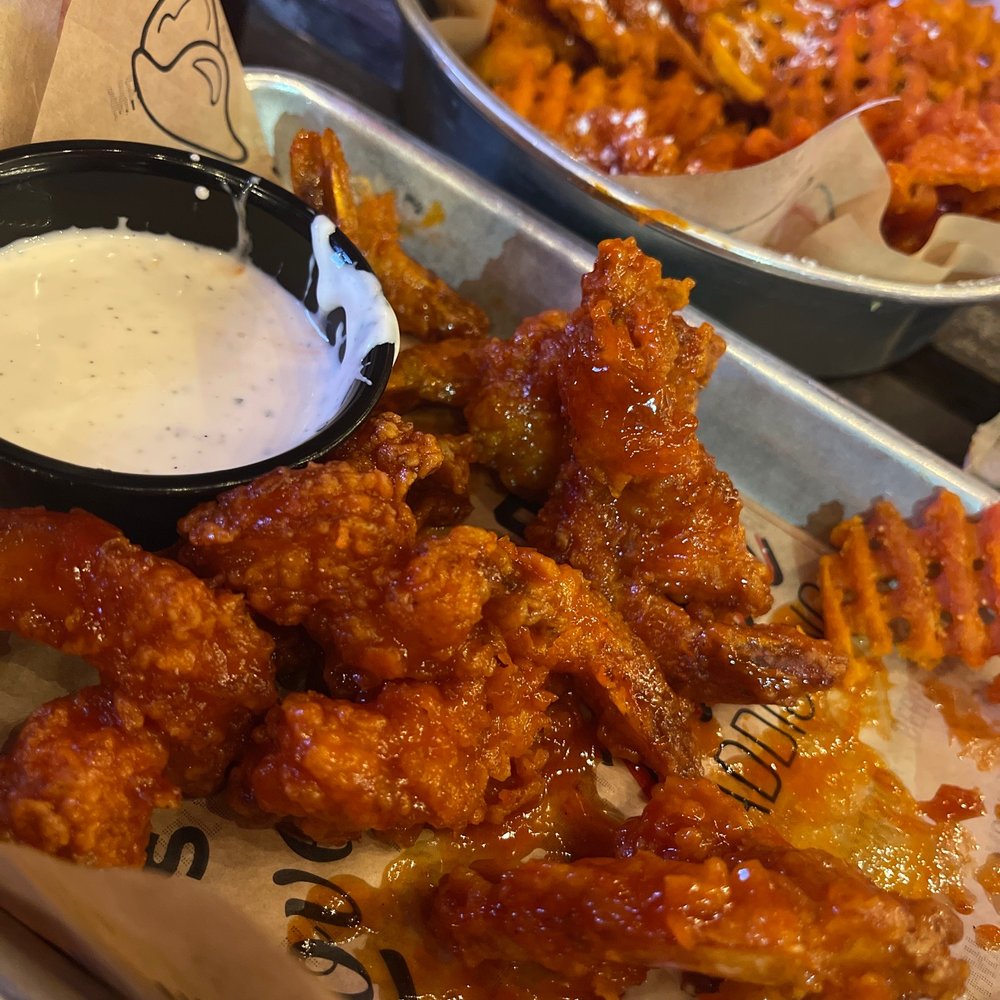 The Shack Wings & Brews - 1 hour and 45 minutes later and the food comes out cold , terrible service !! - Chicken Wings Near Me - El Paso, Texas The Shack Wings & Brews - 1 hour and 45 minutes later and the food comes out cold , terrible service !! - Chicken Wings Near Me - El Paso, Texas