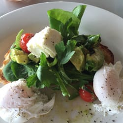 Beachstone Cafe - Avo tomato and poached egg special