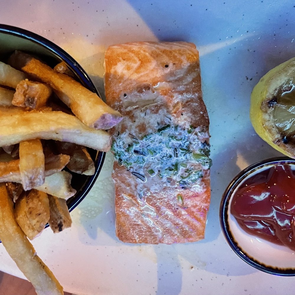 Skydome Restaurant - Lounges Near Me - Arlington, Virginia Skydome Restaurant - Lounges Near Me - Arlington, Virginia