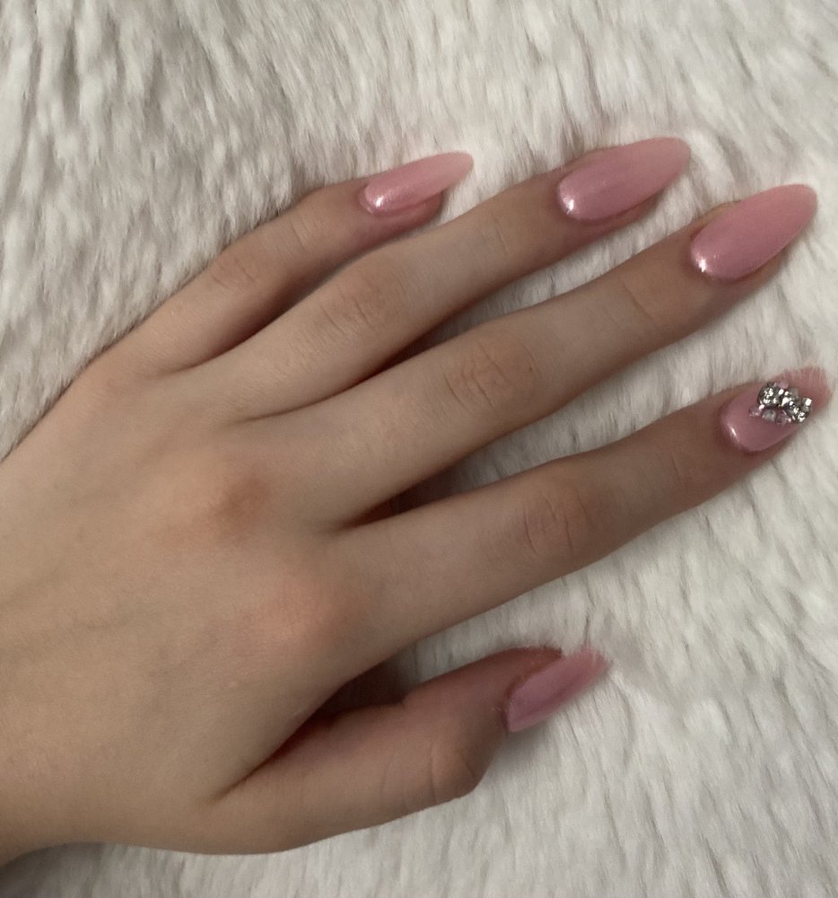 ROYAL NAILS Updated September 2024 14 Photos 799 McLeod Ave