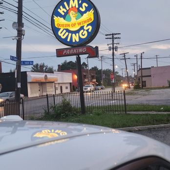 Kim's Wings - the sign for kim's wings - Barbeque Near Me - Cleveland, Ohio