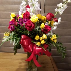 Family Florist - Dead flowers on day two.