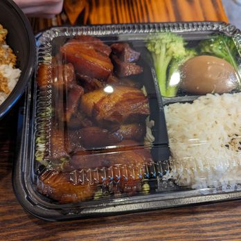 Bao Bao Cafe - pork belly meal $9.50 - Noodles Near Me - New York, New York