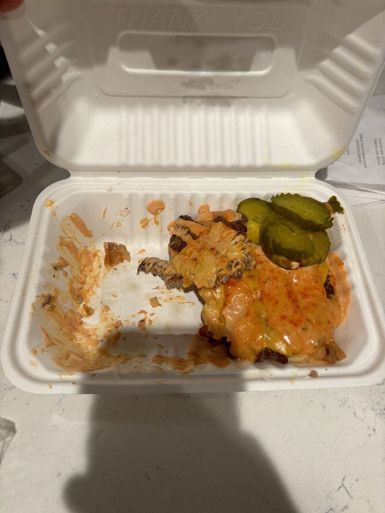 SLAP BURGER Updated September 2024 38 Photos & 28 Reviews 127