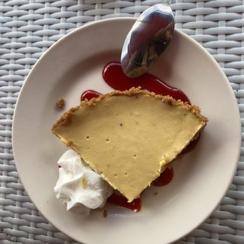 Montgomery Inn - The Boathouse - Key lime pie - American Near Me - Cincinnati, Ohio Montgomery Inn - The Boathouse - Key lime pie - American Near Me - Cincinnati, Ohio