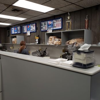 Franklin Giant Grinders - The grinder making station. - Pizza Near Me - Hartford, Connecticut