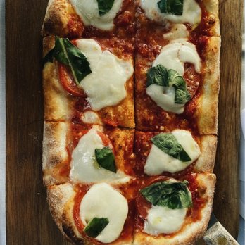 Cucina Venti Restaurant - Margherita Pizza - Italian Near Me - Mountain View, California