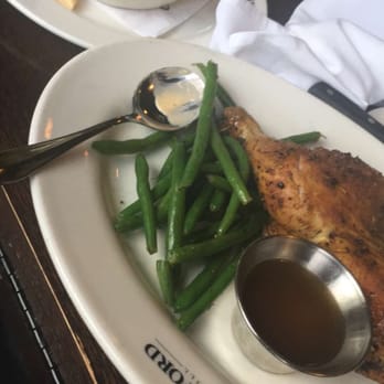 Glenwood's - rotisserie chicken with green beans and lobster mac and cheese - American Near Me - Columbia, Maryland Glenwood's - rotisserie chicken with green beans and lobster mac and cheese - American Near Me - Columbia, Maryland