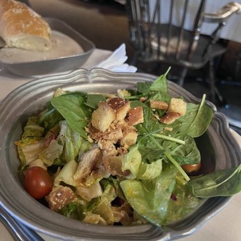 Gibbys - Gibby's salad - Seafood Near Me - Montreal, Quebec Gibbys - Gibby's salad - Seafood Near Me - Montreal, Quebec