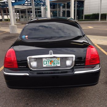 Montego Livery - Lincoln town car - Limos Near Me - Fernandina Beach, Florida Montego Livery - Lincoln town car - Limos Near Me - Fernandina Beach, Florida