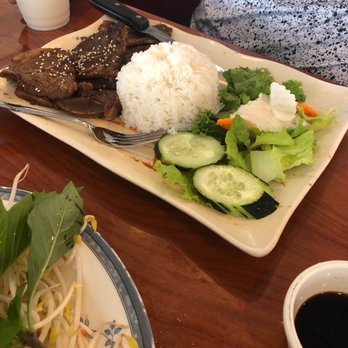 Pho Bac - Short ribs with steamed white rice and a side of salad - Vietnamese Near Me - Chamblee, Georgia Pho Bac - Short ribs with steamed white rice and a side of salad - Vietnamese Near Me - Chamblee, Georgia