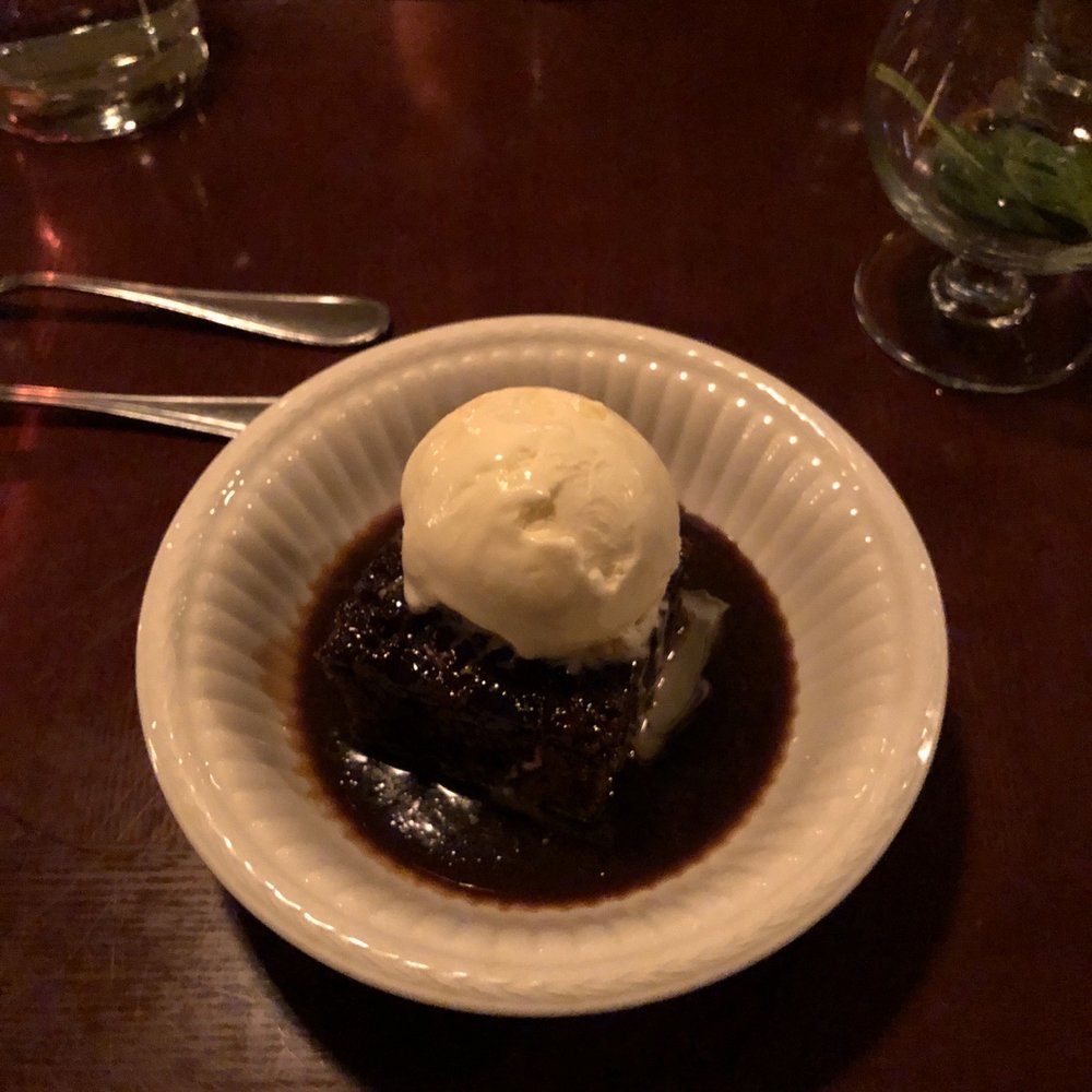 The Oxley - Warm toffee cake - Pubs Near Me - Toronto, Ontario The Oxley - Warm toffee cake - Pubs Near Me - Toronto, Ontario