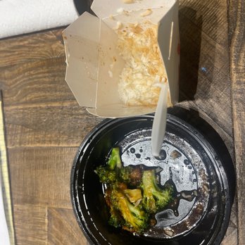 Chinatown Westlake - Sesame Chicken - Sushi Bars Near Me - Austin, Texas