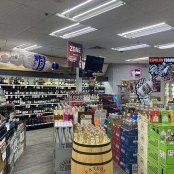 Perimeter Bottle Shop - For a strip plaza setting, the store is spacious, cleaned & well organized, 04.01.2023. - Beer, Wine & Spirits Near Me - Atlanta, Georgia Perimeter Bottle Shop - For a strip plaza setting, the store is spacious, cleaned & well organized, 04.01.2023. - Beer, Wine & Spirits Near Me - Atlanta, Georgia
