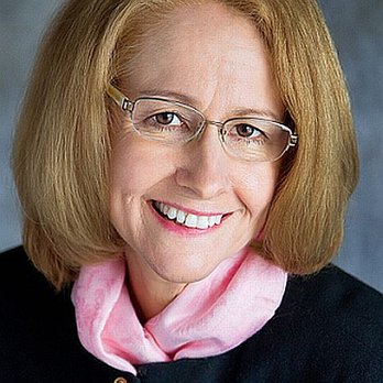 Lesa Miller - Lesa Miller - Realtor at RE/MAX - Real Estate Agents Near Me - Bloomington, Indiana