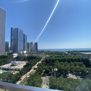 Cindy's Rooftop - View from patio - New American Near Me - Chicago, Illinois Cindy's Rooftop - View from patio - New American Near Me - Chicago, Illinois
