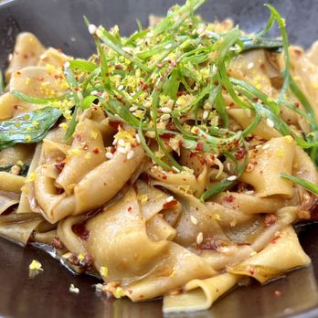 Casablanca - Chili garlic noodles - Cocktail Bars Near Me - Dallas, Texas