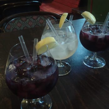 Cafe Sladkovský - Vino tinto - Cafes Near Me - Prague, Puerto Rico Cafe Sladkovský - Vino tinto - Cafes Near Me - Prague, Puerto Rico